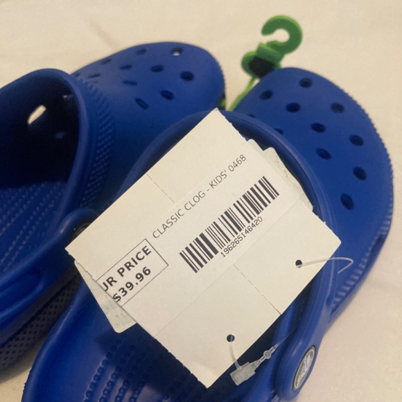 Crocs - Picture 2 of 3